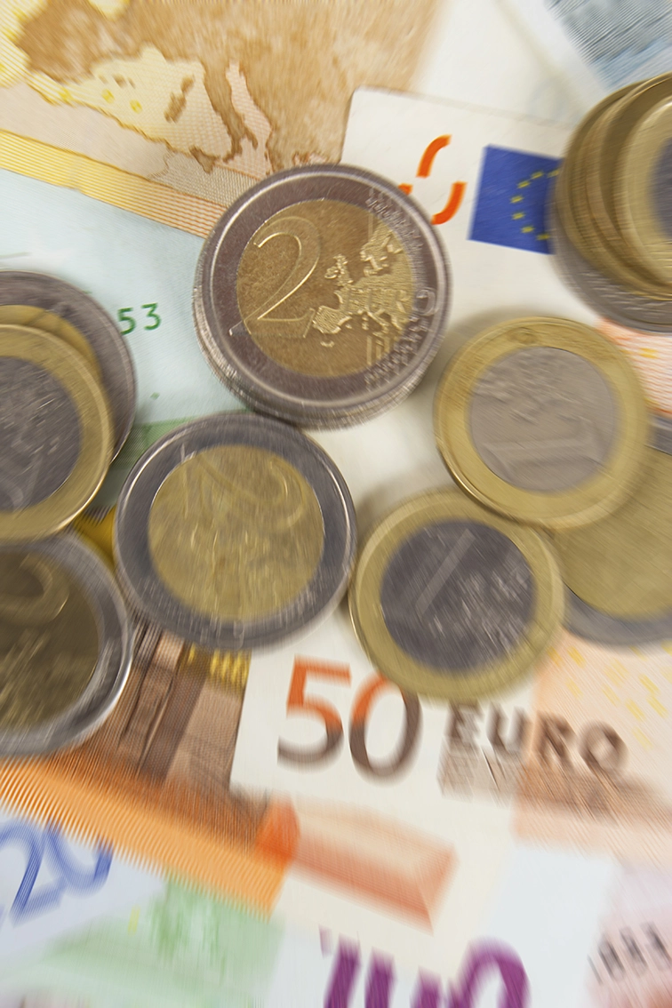 Je eerste loon: wat moet je echt regelen?