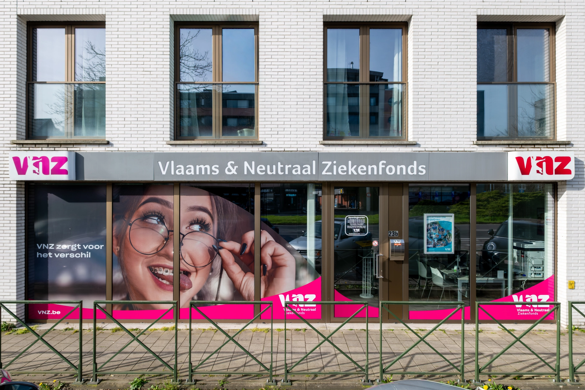 foto van gevel van kantoor Gent